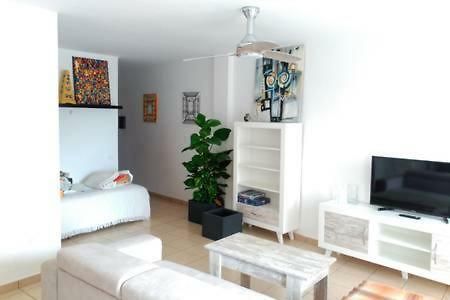 לוס ריאלחוס Teleworking Panoramablick Neuwertig Grosse Wohnung מראה חיצוני תמונה